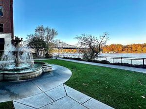 Need a Fall Date? Cozy, Cheap Riverfront Spots in La Crosse